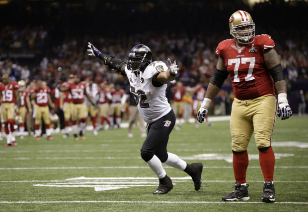 Super Bowl XLVII: Goal-line stand lets Lewis leave as champ